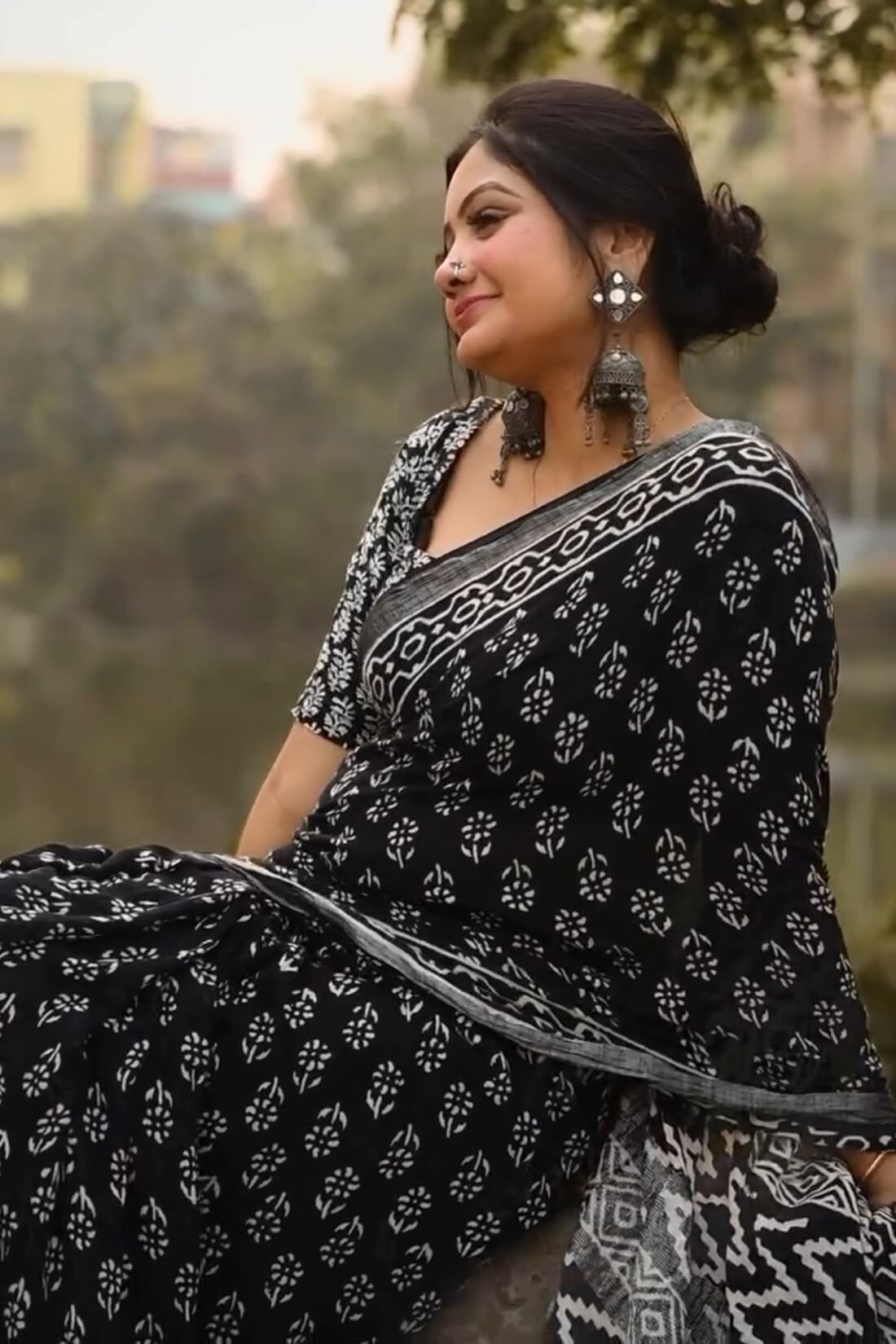 Luxuriant 1 Minute Ready To Wear Black Mul Cotton Digital Printed Saree