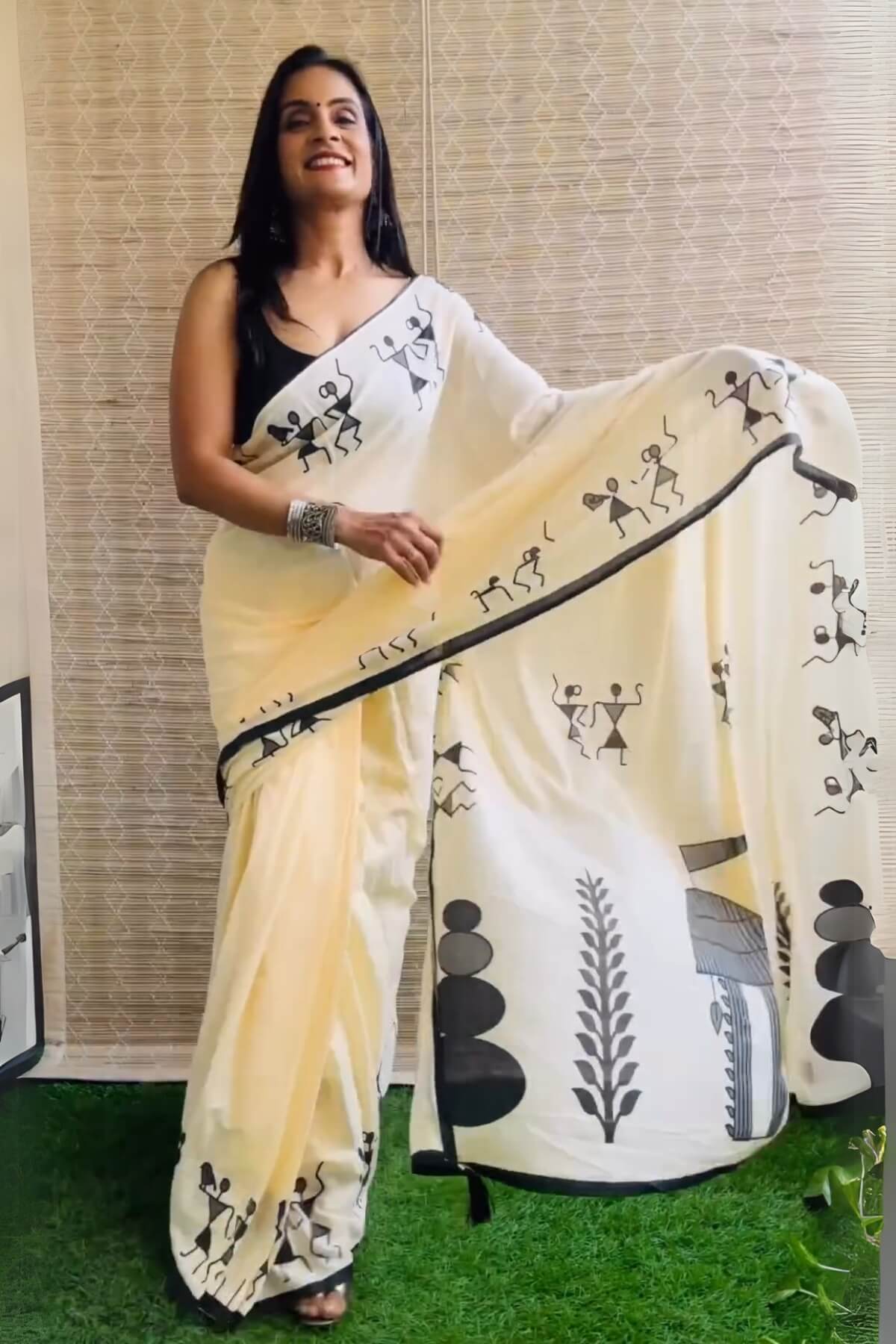 Propinquity 1 Minute Ready To Wear Beige Mul Cotton Digital Printed Saree