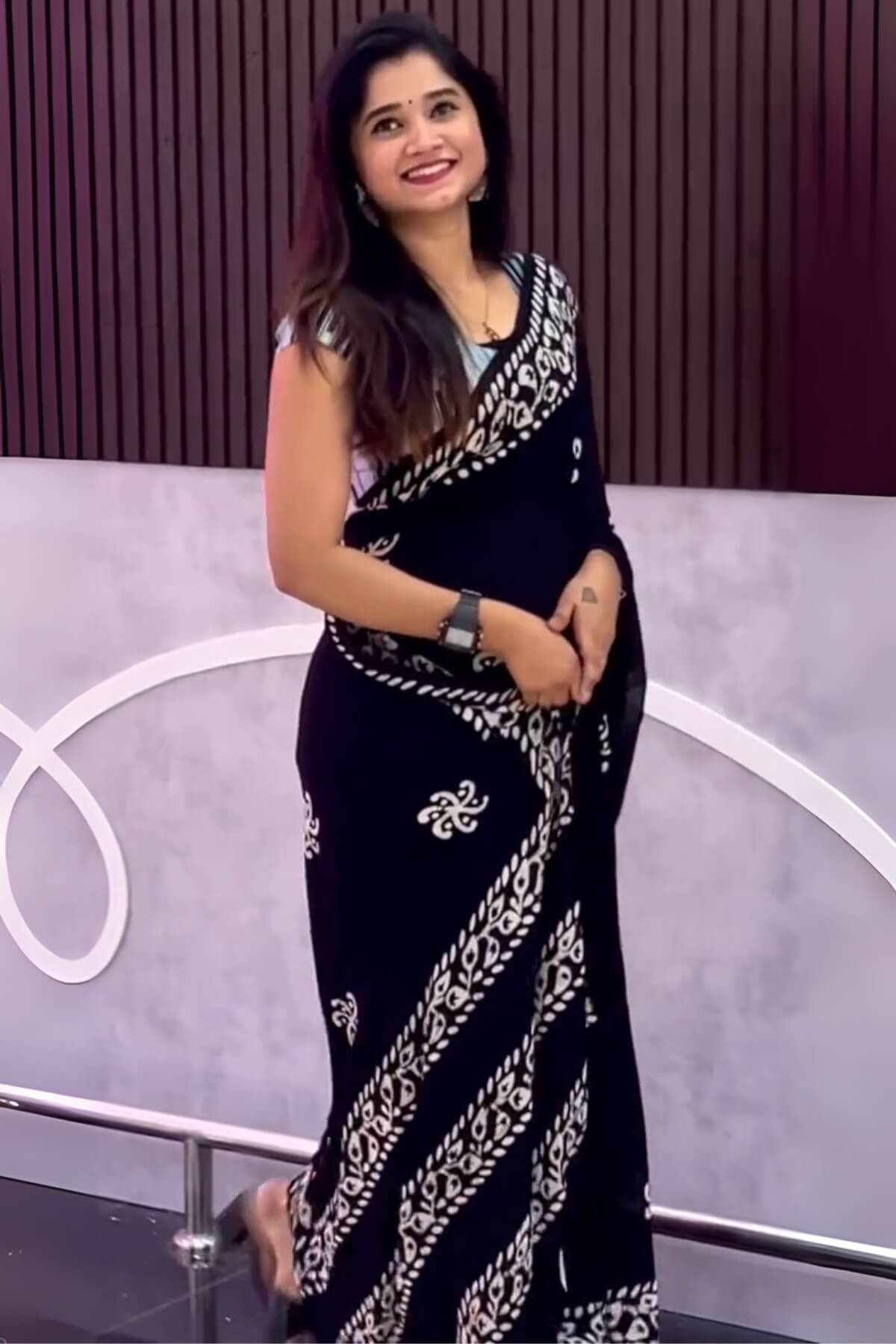 Cynosure 1 Minute Ready To Wear Black Mul Cotton Digital Printed Saree