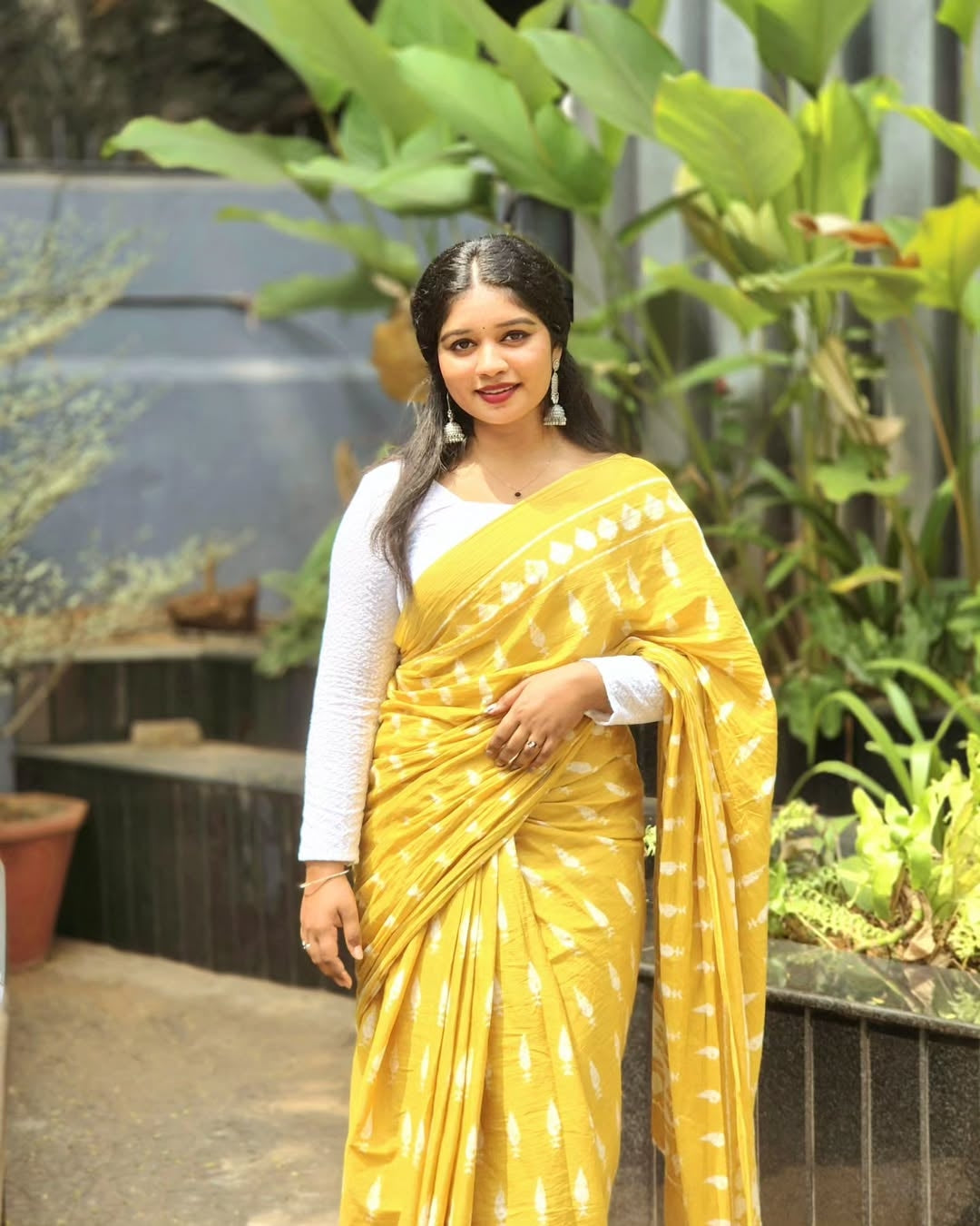 Flameboyant 1 Minute Ready To Wear Yellow Mul Cotton Digital Printed Saree