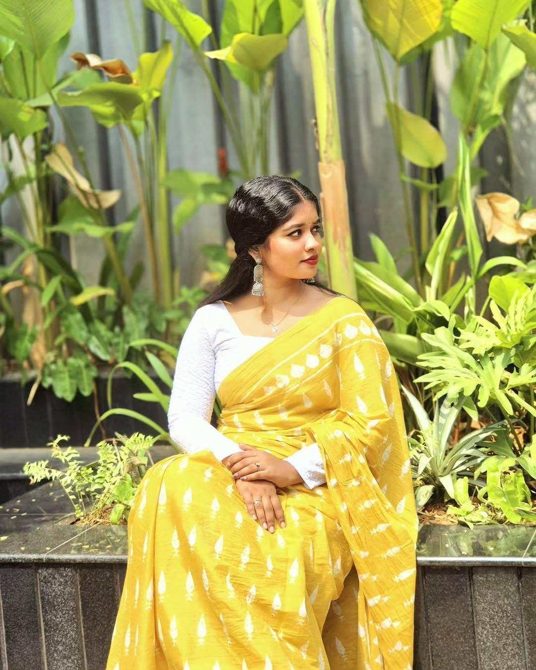 Flameboyant 1 Minute Ready To Wear Yellow Mul Cotton Digital Printed Saree