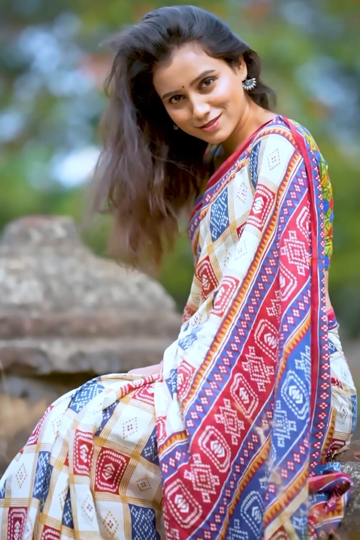 Smashing 1 Minute Ready To Wear Beige Mul Cotton Digital Printed Saree