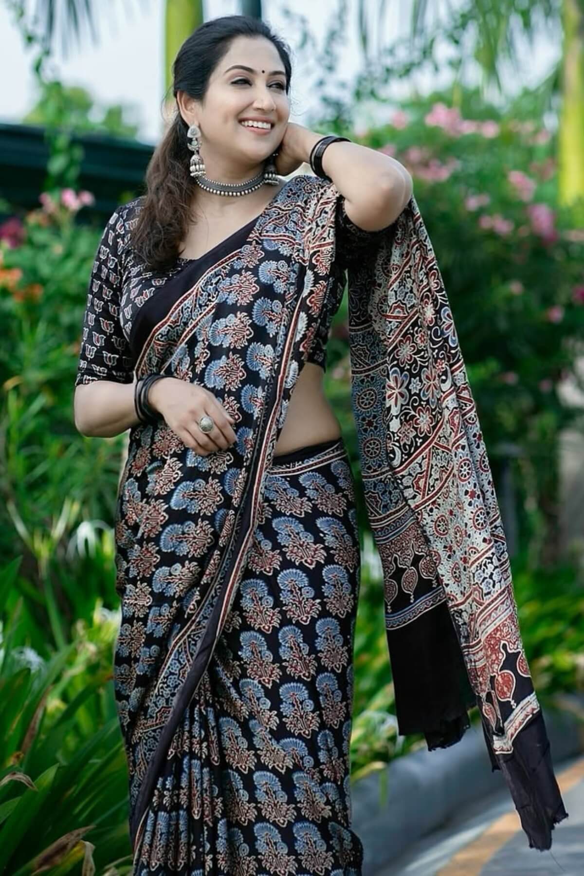Elision Black 1 Minute Ready To Wear Digital Printed Crape Silk Saree