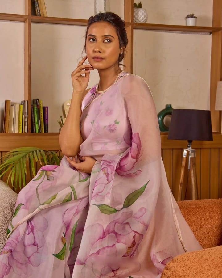Glowing 1-Minute Ready To Wear Pink Organza Silk Saree