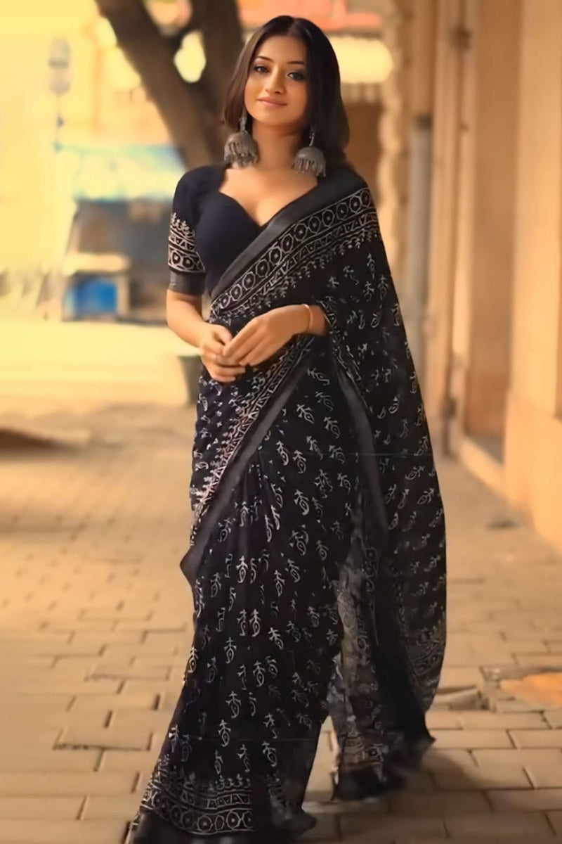 Stunner 1-Minute Ready To Wear Black Cotton Saree