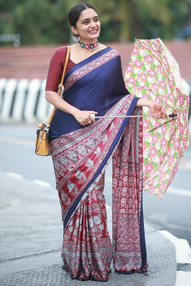 Surpassing Navy Blue 1 Minute Ready To Wear Digital Printed Crape Silk Saree