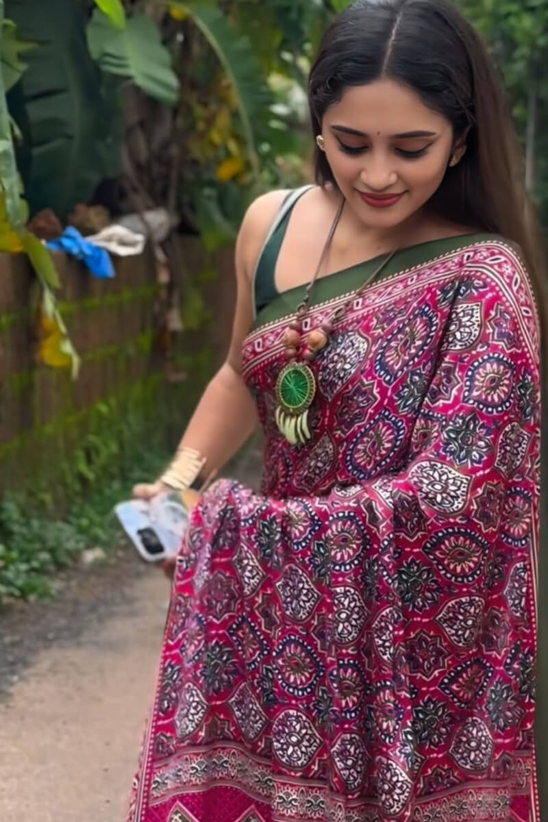 Energetic Dark Pink 1 Minute Ready To Wear Digital Printed Crape Silk Saree