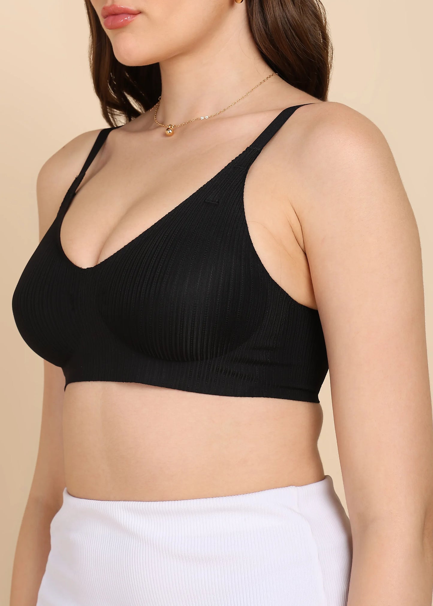 Fit:- No Show Designer Fabric Seamless Bra