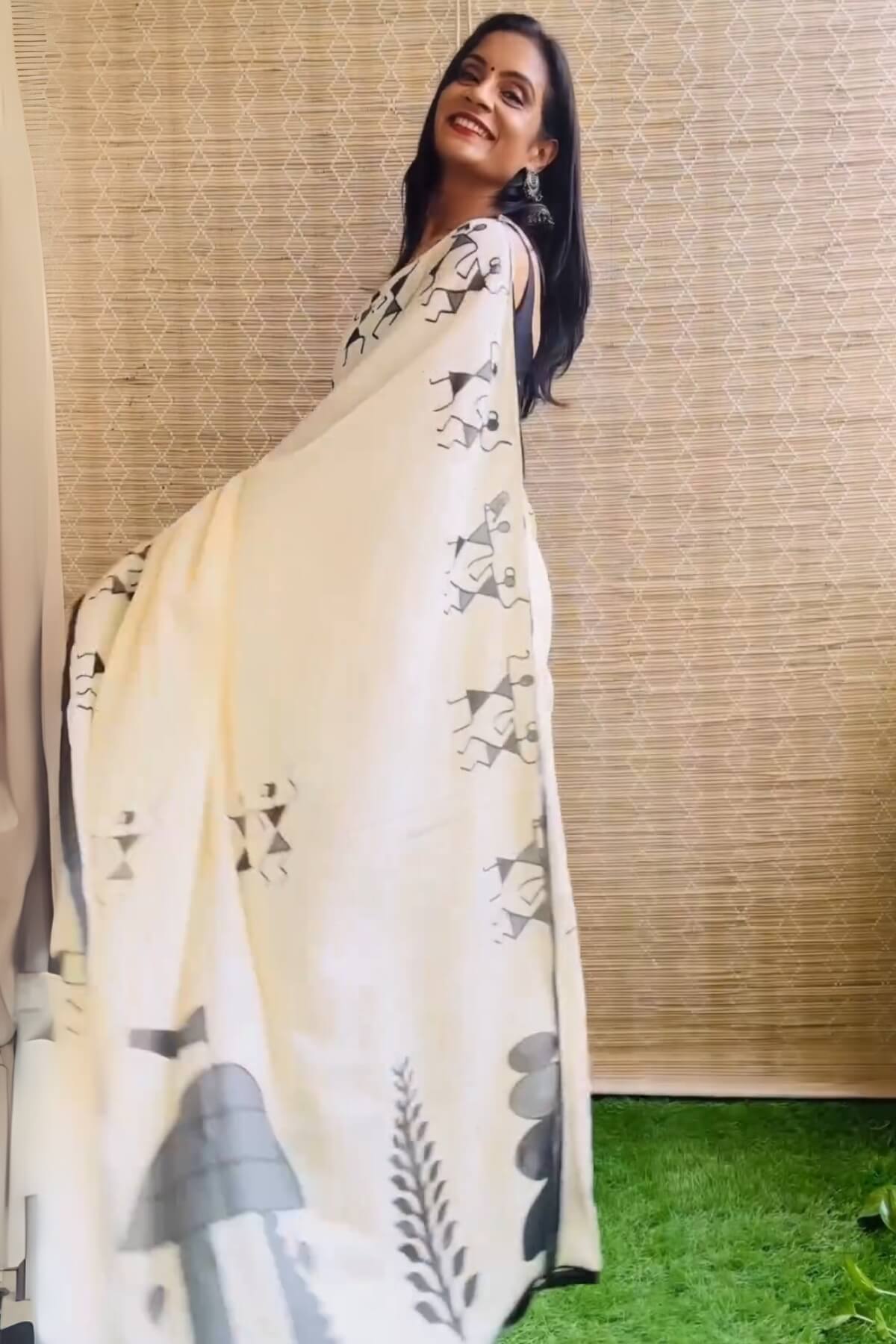 Propinquity 1 Minute Ready To Wear Beige Mul Cotton Digital Printed Saree