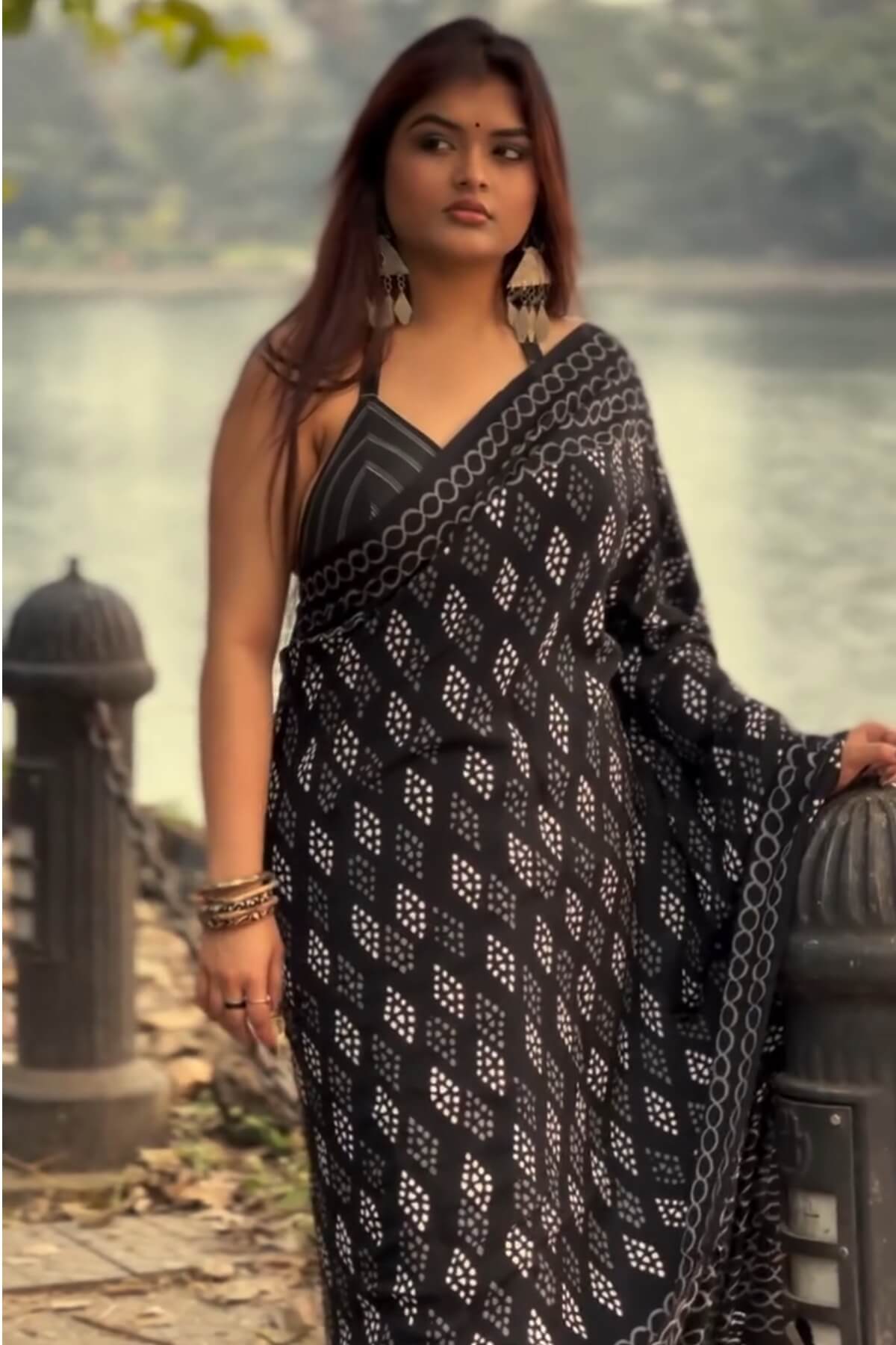 Entrancing 1 Minute Ready To Wear Black Mul Cotton Digital Printed Saree