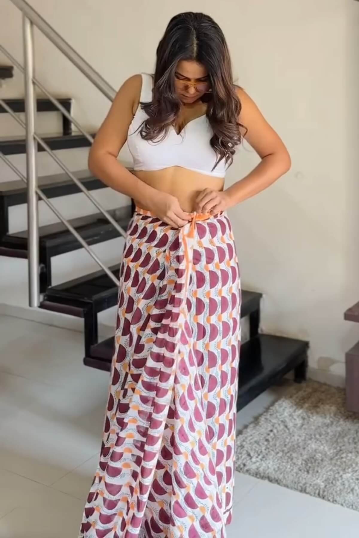 Fancifull 1 Minute Ready To Wear Off White Mul Cotton Digital Printed Saree