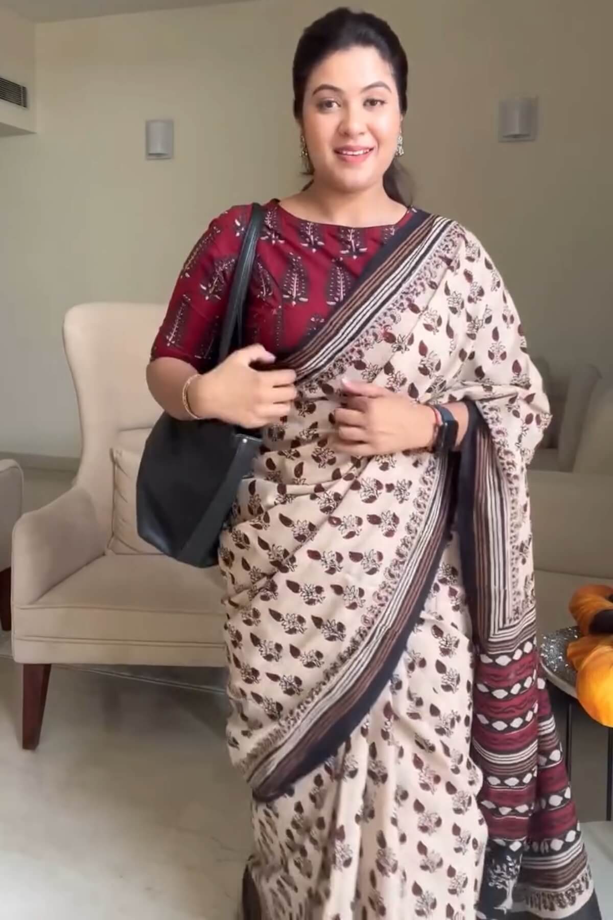 Prodigal 1 Minute Ready To Wear Beige Mul Cotton Digital Printed Saree