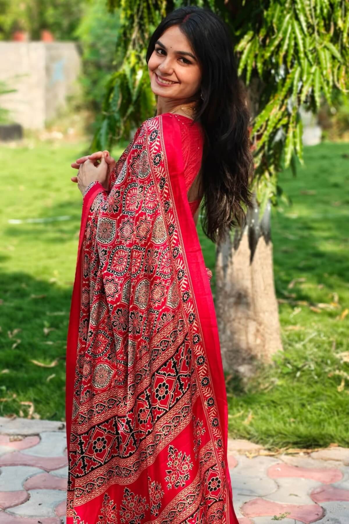 Surreptitious Red 1 Minute Ready To Wear Digital Printed Crape Silk Saree