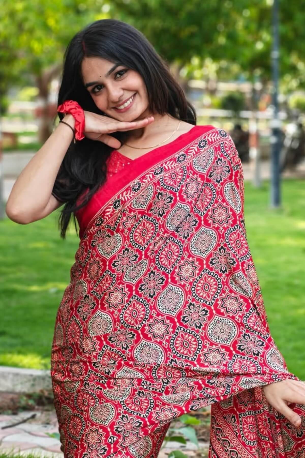 Surreptitious Red 1 Minute Ready To Wear Digital Printed Crape Silk Saree