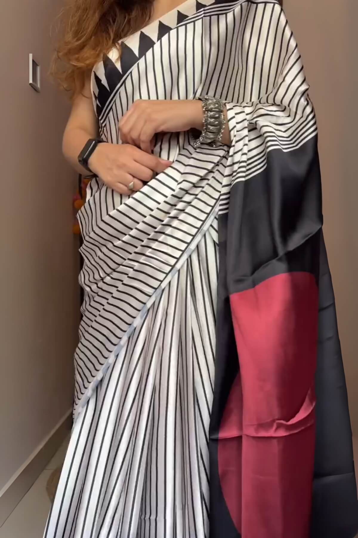 Rhapsody Off White 1 Minute Ready To Wear Digital Printed Crape Silk Saree