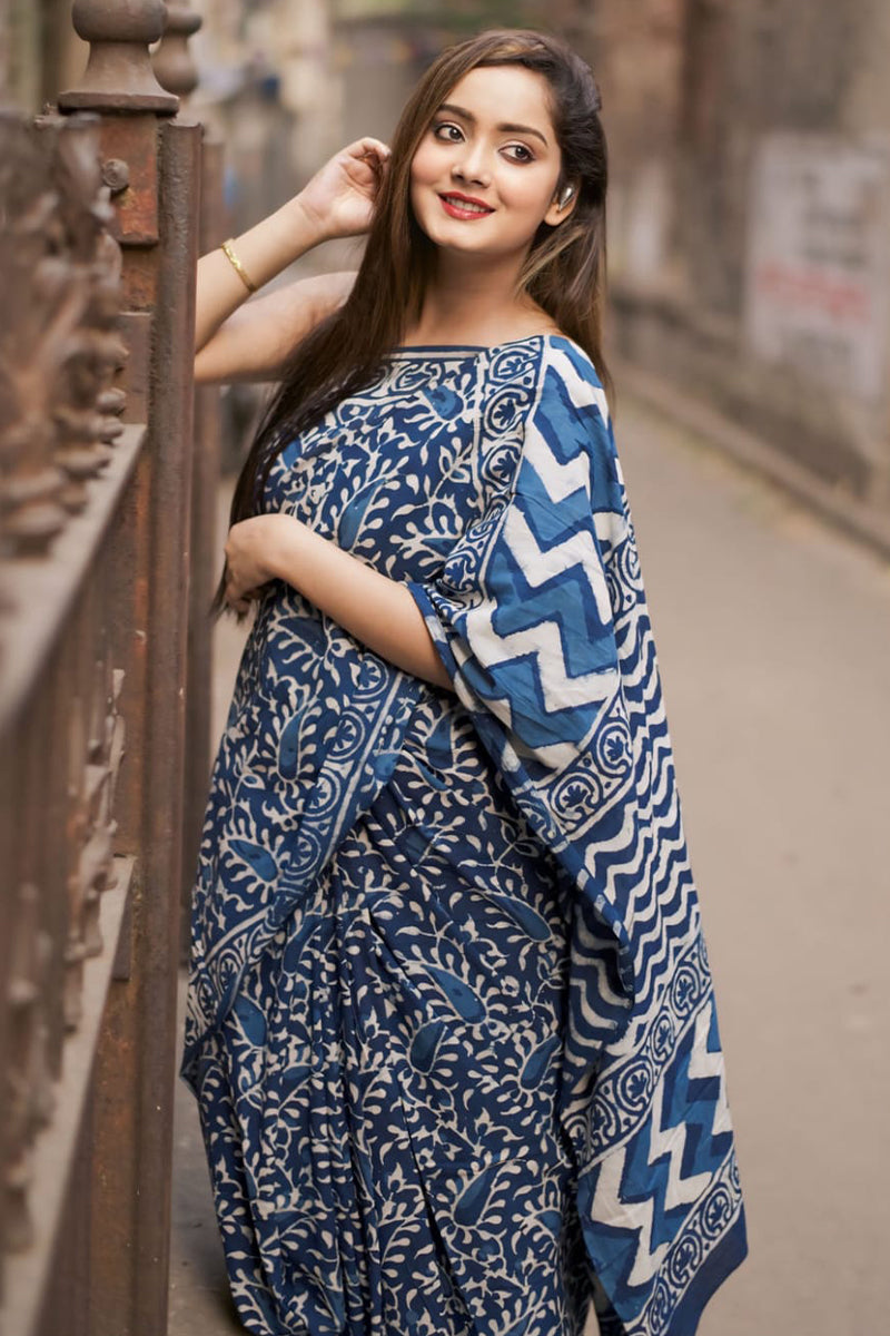 Ephemeral 1-Minute Ready To Wear Blue Cotton Saree