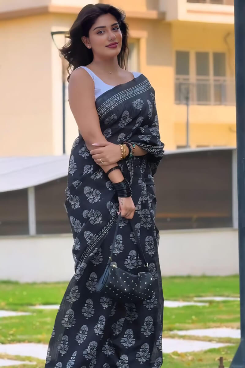 Mellifluous 1-Minute Ready To Wear Black Cotton Saree