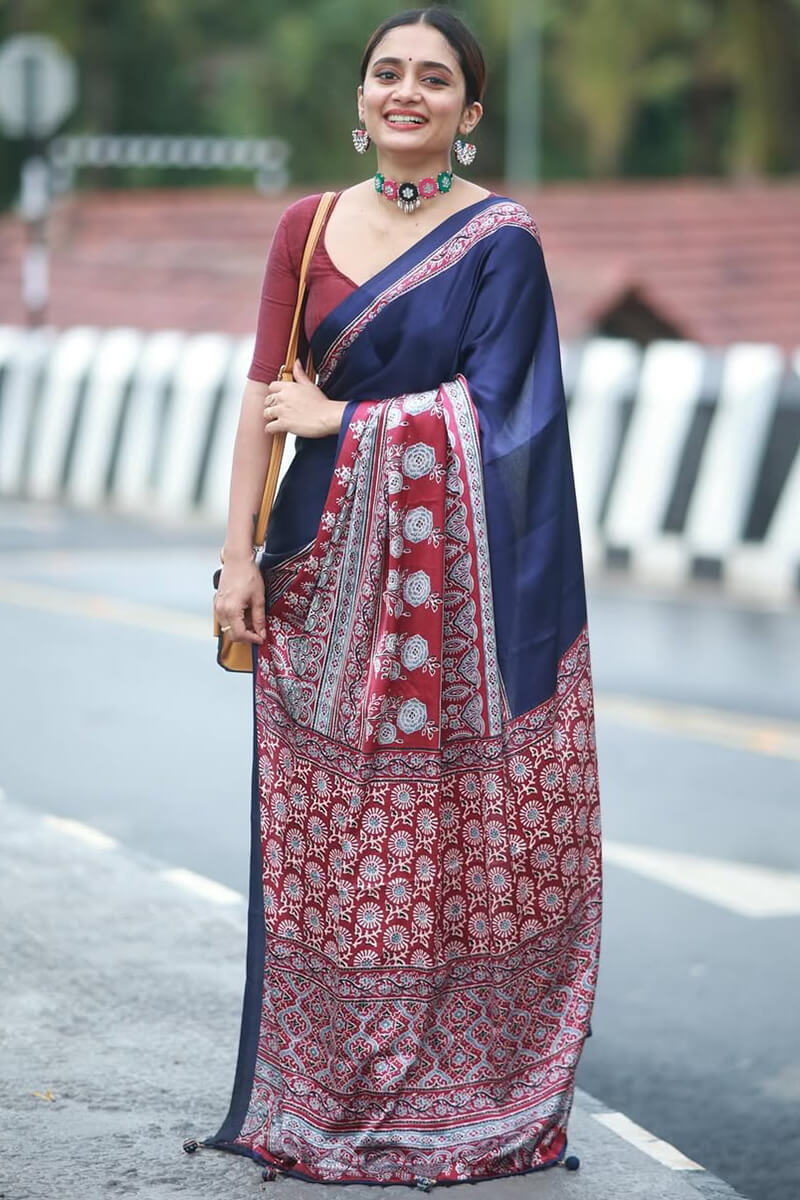 Surpassing Navy Blue 1 Minute Ready To Wear Digital Printed Crape Silk Saree