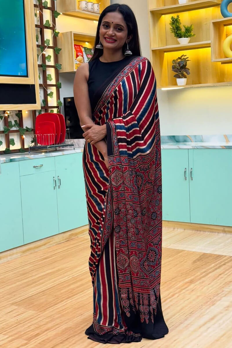 Enamoring Multicolor 1 Minute Ready To Wear Digital Printed Crape Silk Saree