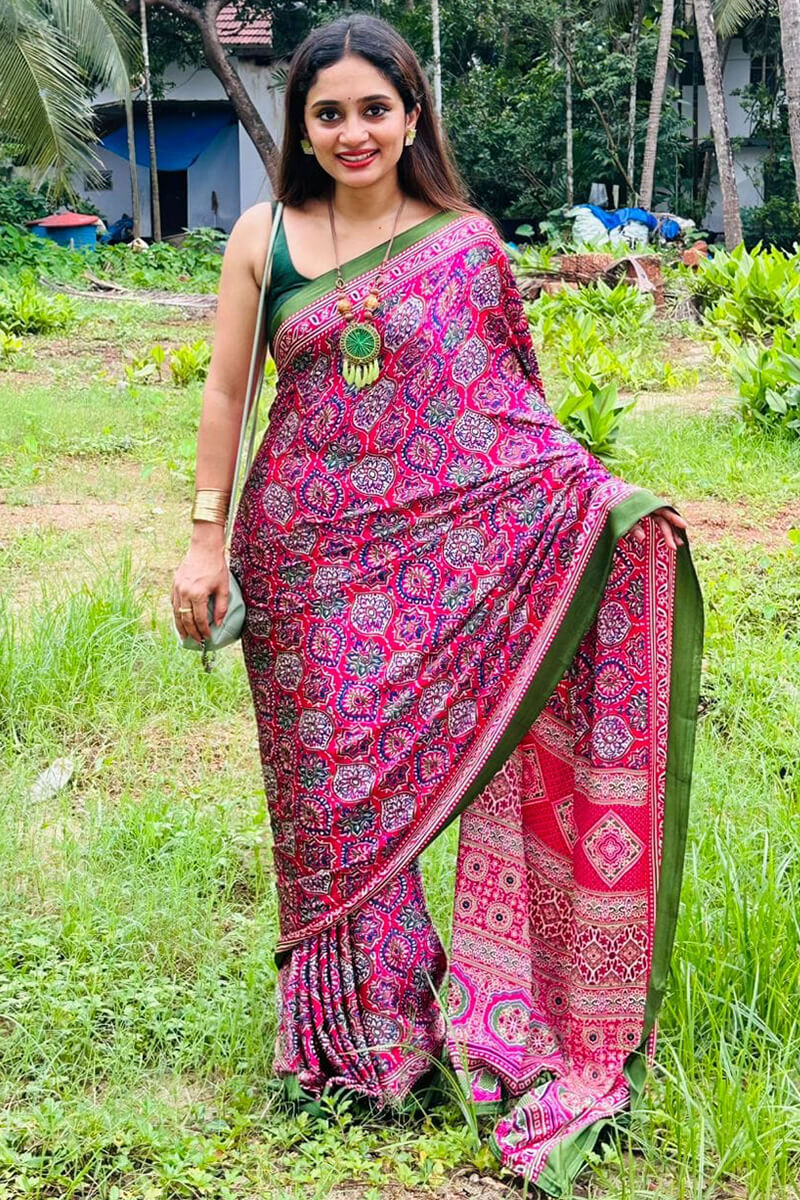 Energetic Dark Pink 1 Minute Ready To Wear Digital Printed Crape Silk Saree