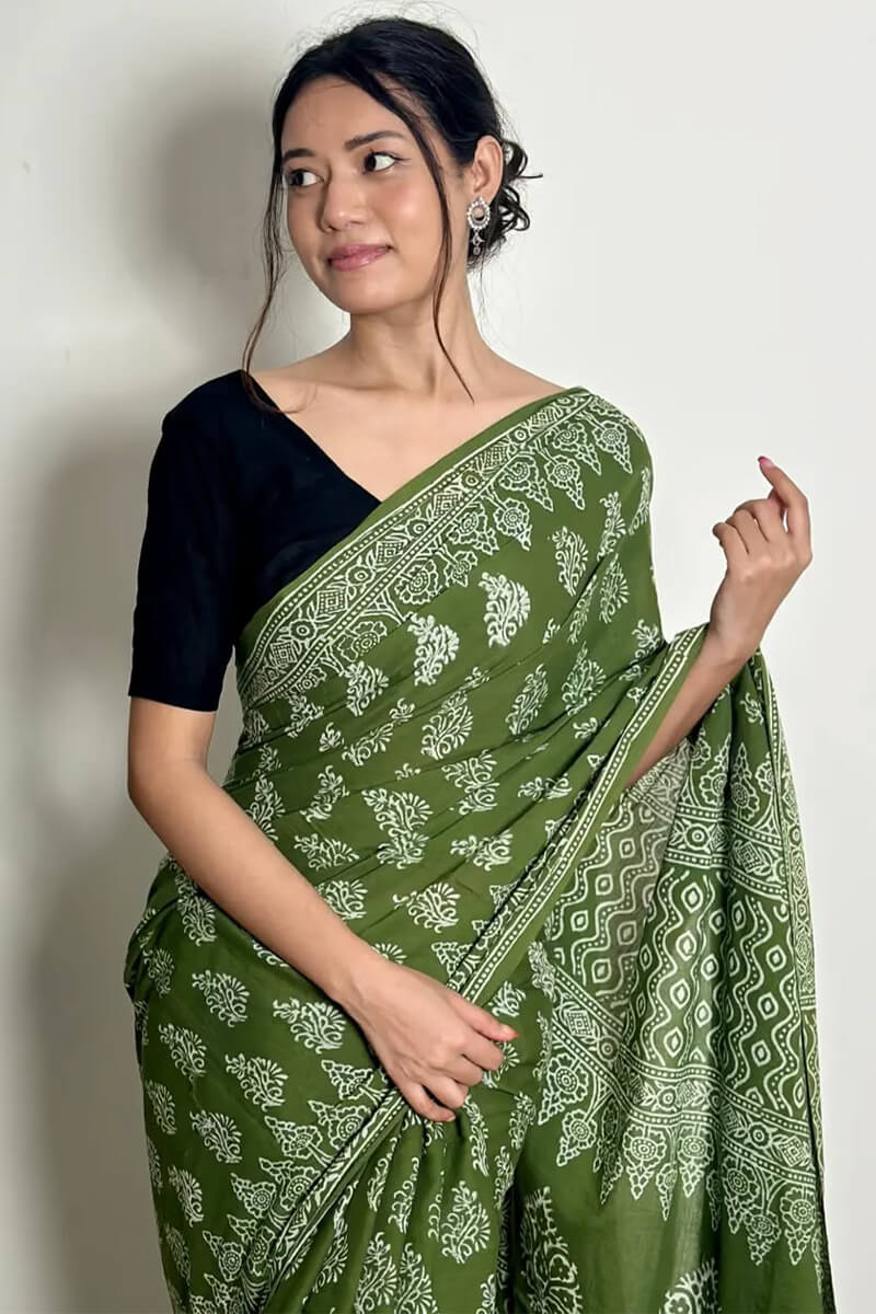 Glamorous 1 Minute Ready To Wear Dark Green Mul Cotton Digital Printed Saree With Pocket