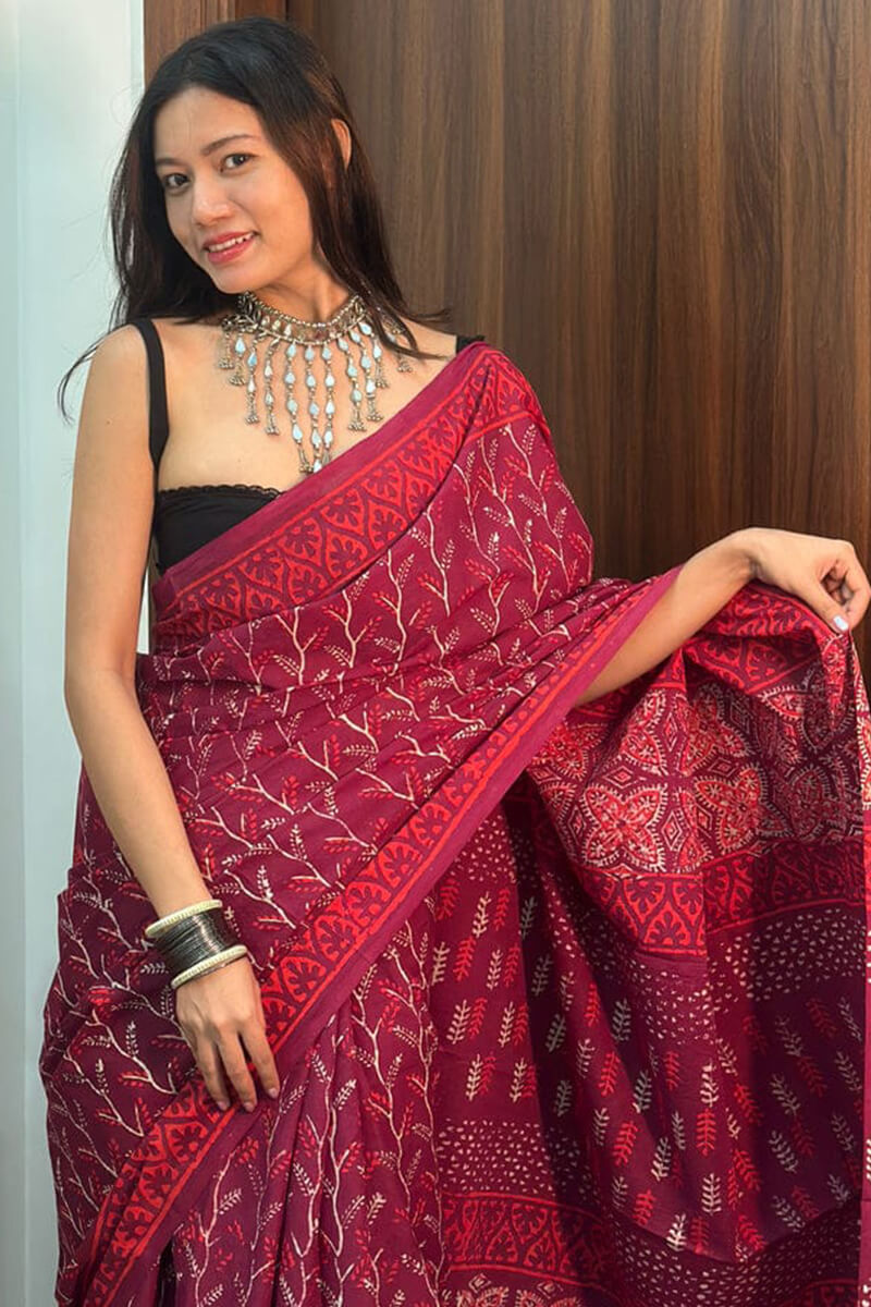 Rhapsody 1 Minute Ready To Wear Dark Pink Mul Cotton Digital Printed Saree With Pocket